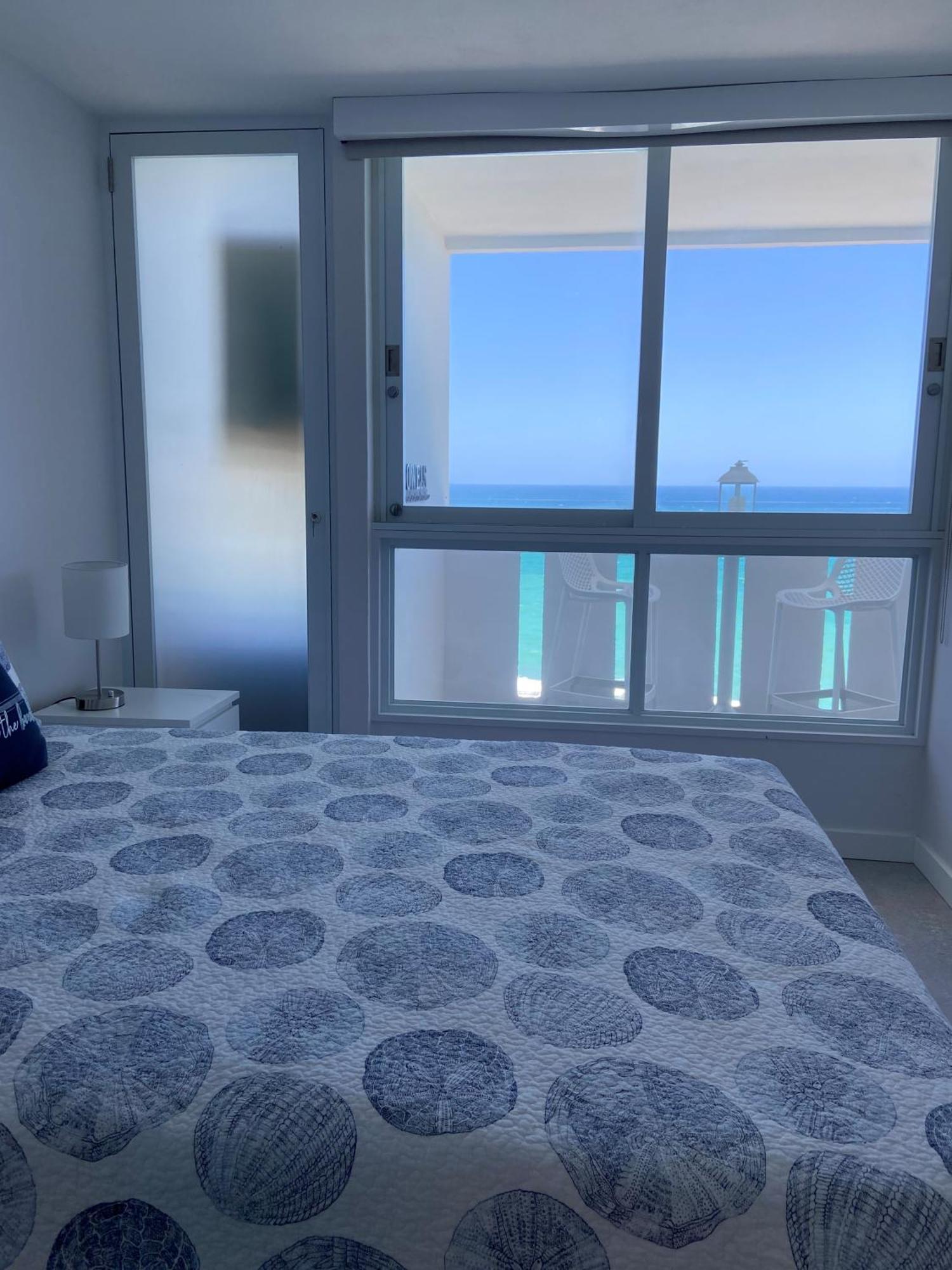 Kasa Blue Ocean - 2 Bed 2 Bath For 4 Ocean View Balcony Beachfront Condo Pool San Juan Esterno foto